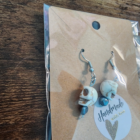 Handmade Skull Earrings - Picture 3 of 3